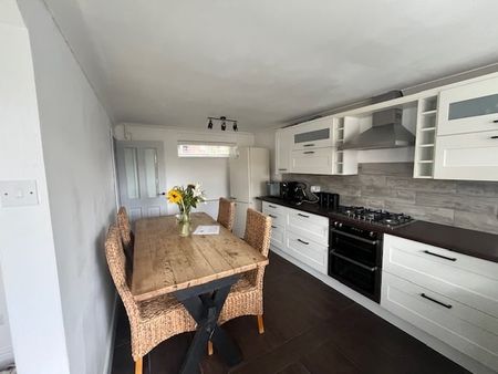 Islay Walk, Corby - Photo 5