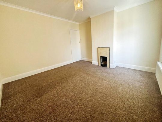 Whitwell Crescent, Stocksbridge, Sheffield, S36 1GD - Photo 1