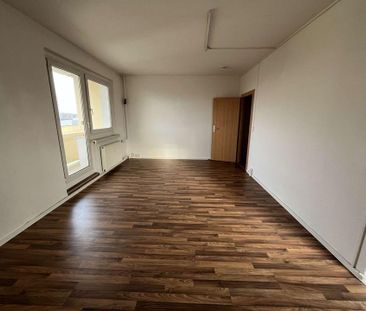 Gemütlichkeit trifft Sonne – schöne Wohnung mit Balkon - Photo 2