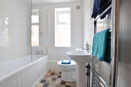 1 bedroom detached house to rent - Photo 5