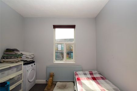 3 bed end of terrace house to rent in Spring Bank, Scarborough, YO12 - Photo 3