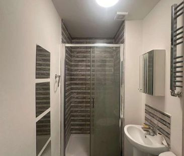 Studio Norfolk Road Ilford, IG3 - Photo 1