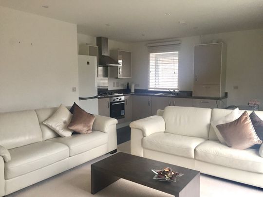 2 Bed Flat, Arneil Drive, EH5 - Photo 1