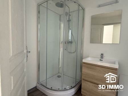 Location Appartement 3 pièces 54m² AVESNES SUR HELPE 59440 - Photo 3