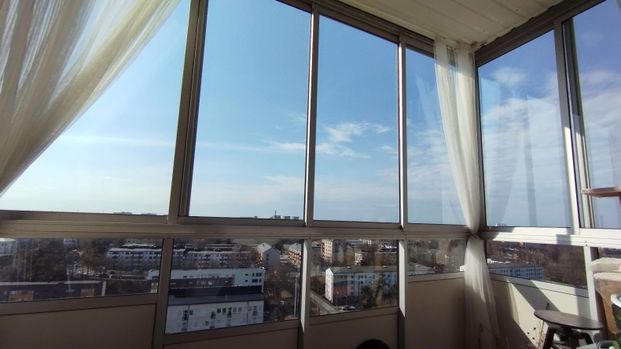 Bright apartment with great view, near to subway and commute, mall and green areas with a beach - Foto 1