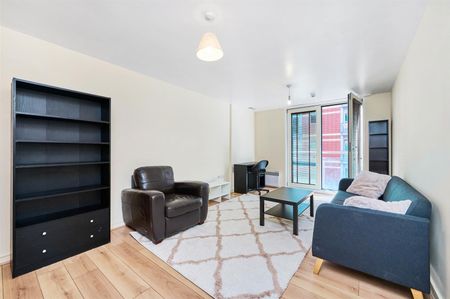 3 Salamanca Place, Vauxhall, London, SE1 - Photo 3