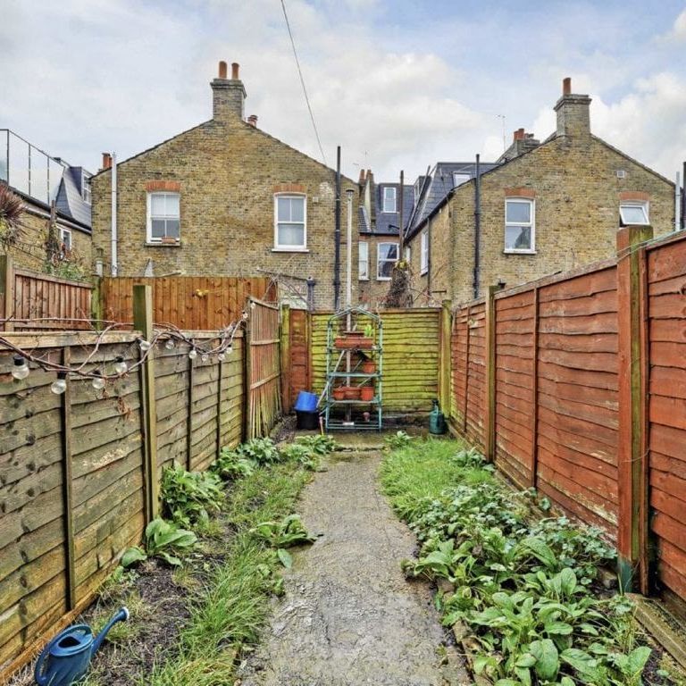 Glasford Street, SW17 9HL, London - Photo 1