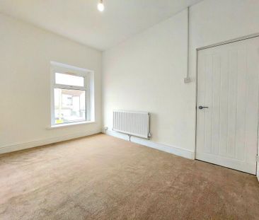3 bedroom property to rent - Photo 3