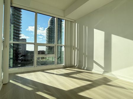 For Lease - 2212 Lake Shore Boulevard Unit# 1004, Toronto, Ontario - Photo 2