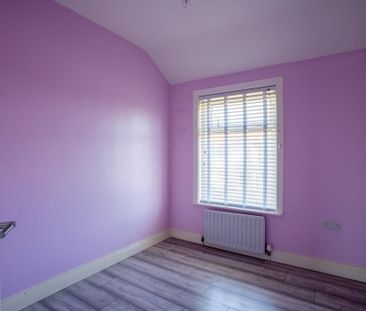 3 bedroom terraced house to rent - Photo 6