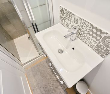 Cagny Roommate 6 Bedrooms at Amiens - Photo 5