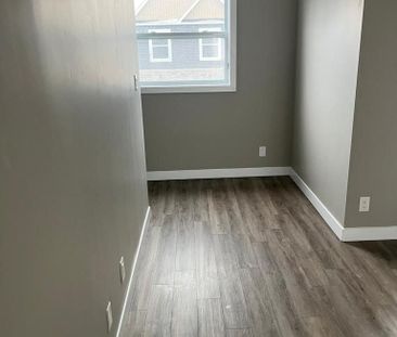 For Lease - 439 ATHLONE Avenue Unit# E6, Woodstock, Ontario - Photo 5