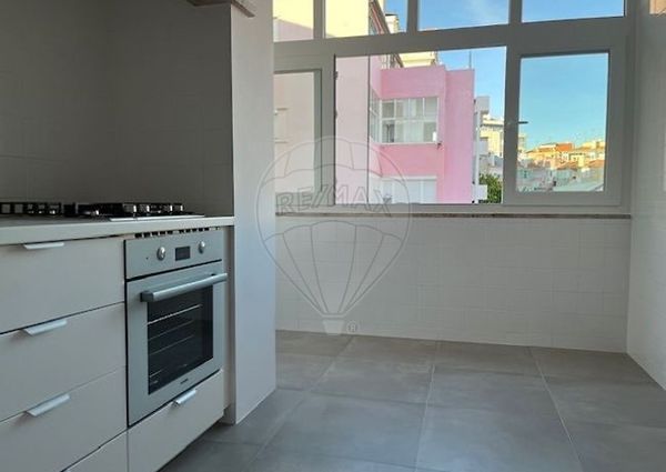Apartamento T2 em Lisboa