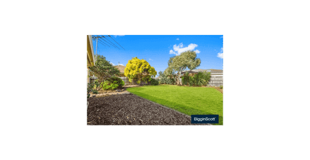 3 Roser Drive, Altona Meadows, Vic 3028 - Photo 2