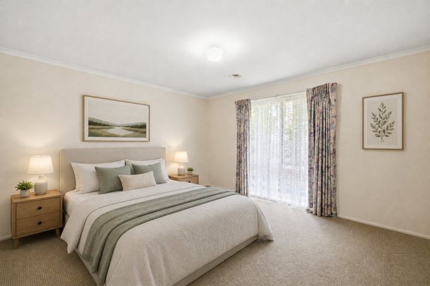1 Lisbeth Ave , DONVALE - Photo 1