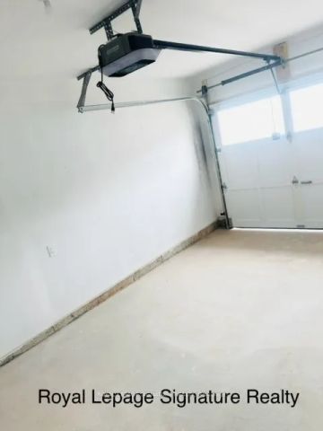 Condo Townhouse For Lease | W9244379 - Photo 4