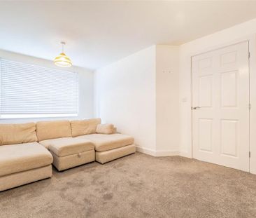 2 bedroom semi-detached house to rent - Photo 2