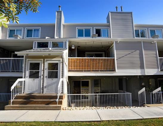 Unique 2 bed 1 bath updated condo townhouse*Balcony*Lots of Storage* | 10404 24 Avenue Northwest, Edmonton - Photo 1