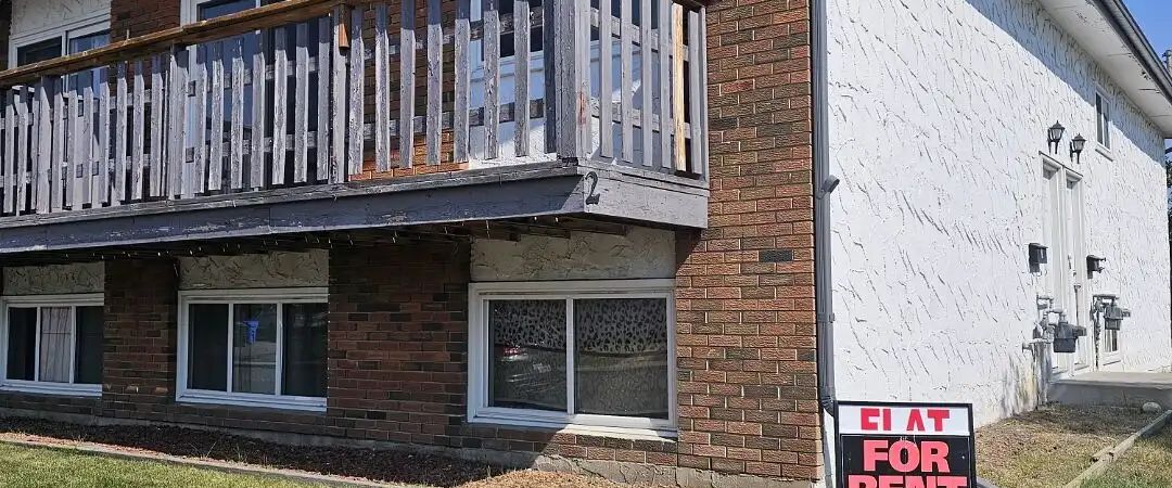 Beautiful 3-Bedroom Upper Unit for Rent in Calga — 3 Bedrooms Fourplex - Photo 1
