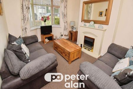 Rockfield Street, NP19 - Photo 3