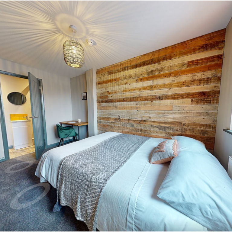 1 bedroom in a flat share to rent - Photo 1