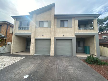 Spacious Four Bedroom Home With Ducted Air Conditioning Throughout - Photo 2