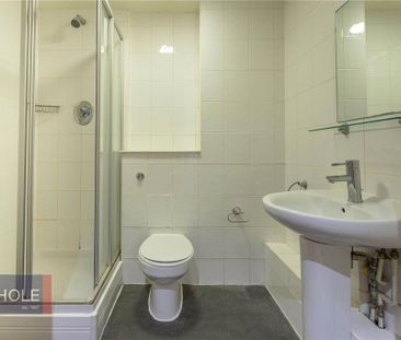 Studio to rent - Photo 6