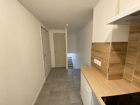 Location appartement 1 pièce, 20.68m², Castelnaudary - Photo 3