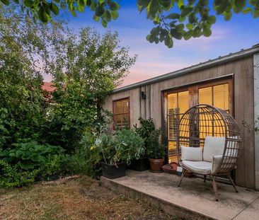 Claifornian Bungalow in the Golden Triangle - Photo 2