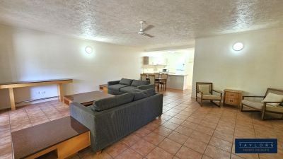 FULLY FURNISHED Apartment in Hazelwood Gardens – Your Perfect Whitsundays Retreat! - Photo 1