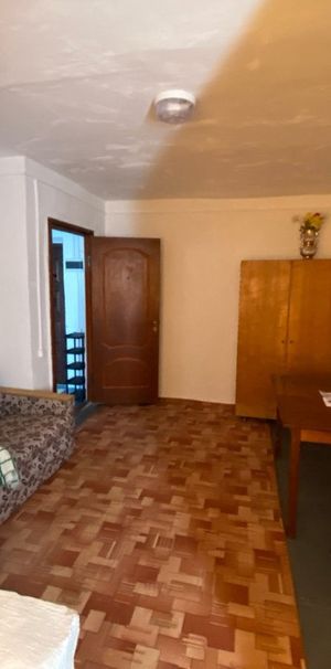 Se inchiriaza garsoniera, Central - Fotografie 1