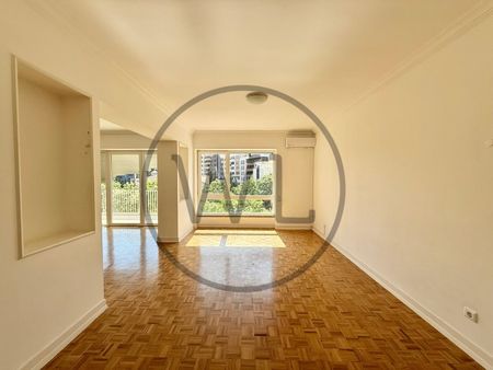 Apartamento T4 em Lisboa - Photo 2