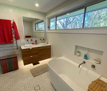 271 Blaxland Road, Wentworth Falls. - Photo 5