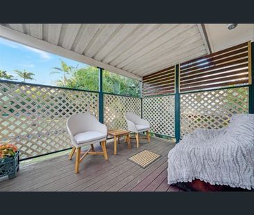 Unfurnished Woodridge House for Rent - Perfect for Your Dream Home! - Photo 3