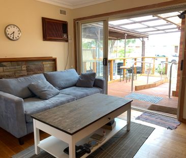 Springvale - Photo 1