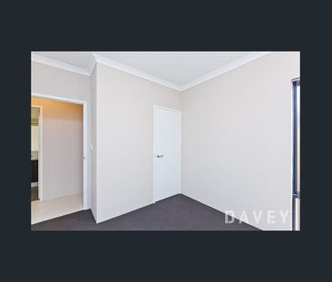 Modern Front Villa - Photo 6