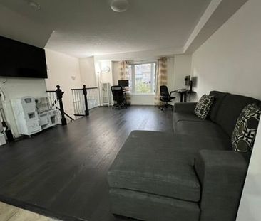 For Lease - 3050 Erin Centre Boulevard Unit# 151, Mississauga, Ontario - Photo 4