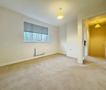 2 bedroom semi-detached house to rent - Photo 4