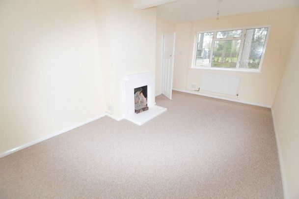 All Souls Farm Cottages, Uxbridge Road, George Green,SL3 - Photo 1