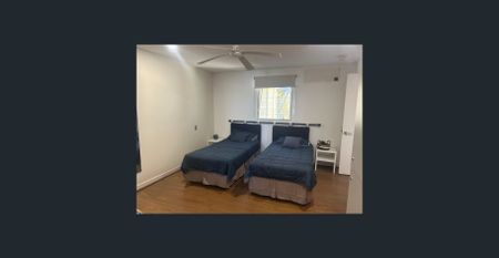 2 bedroom with Granny Flat Lagoon Lodge Couran Cove - Photo 5