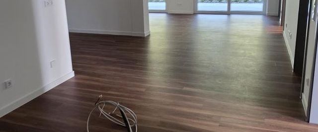 Erstbezug-Wohntraum mit moderner Ausstattung, exklusivem Bad, Gästebad, Terrasse! - Foto 1