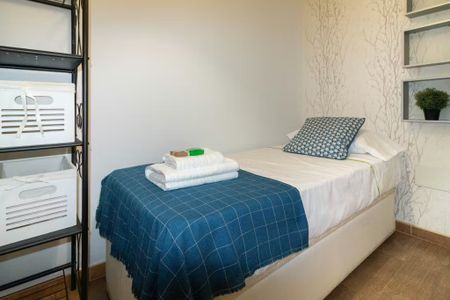 Calle Beatas, Málaga, Andalusia 29008 - Photo 4