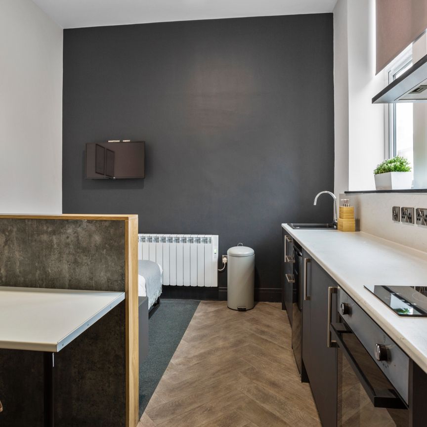 Flat 1 - Photo 1