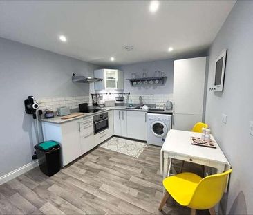 Ashford Hill, Berkshire, RG19 - Photo 6