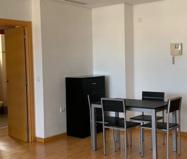 Piso de alquiler en Hermanos Machado, Sant Llorenç - Zona Alfahuir - Photo 1