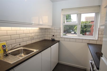 1 bedroom House to let - Photo 3