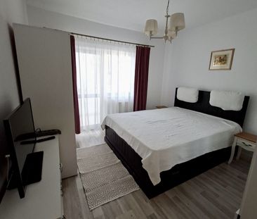 Ofer spre închiriere Apartament 2 camere decomandat 67m2 și parcare - Photo 4