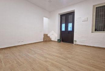 Casa indipendente in affitto