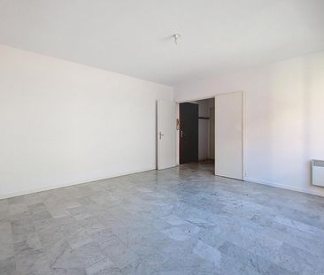 Location Appartement 2 pièces 53m² PERPIGNAN 66000 - Photo 1