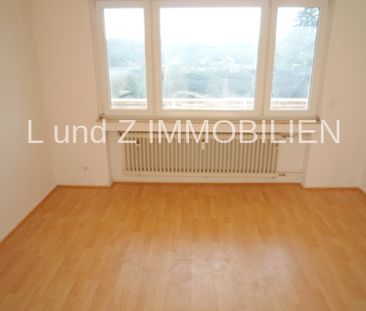 * Helle 3 Zimmer Wohnung mit Balkon * NUR BERUFSTÄTIGE Mieter erwün... - Photo 3